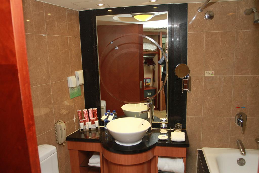 Tiantan Hotel Beijing Exterior photo